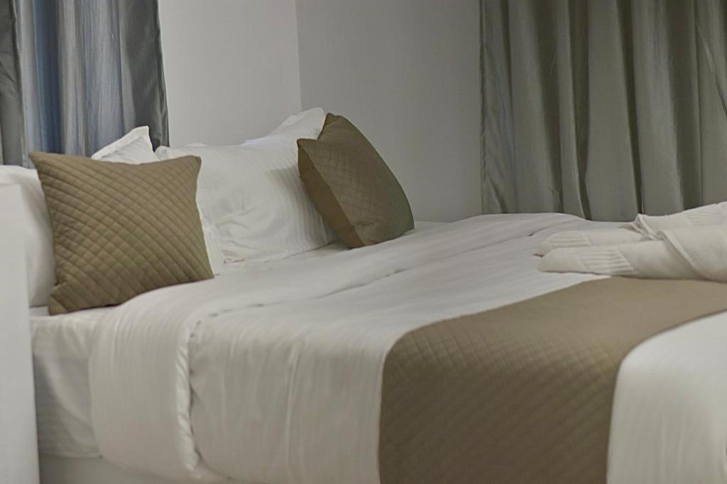 Wayanad Cliff Hotel Kalpetta Kültér fotó